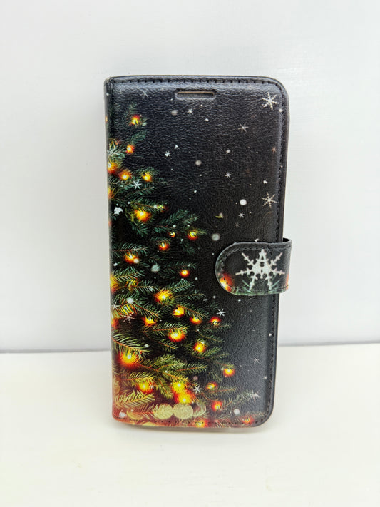 iPhone 16 Pro Cover - Christmas Theme 1